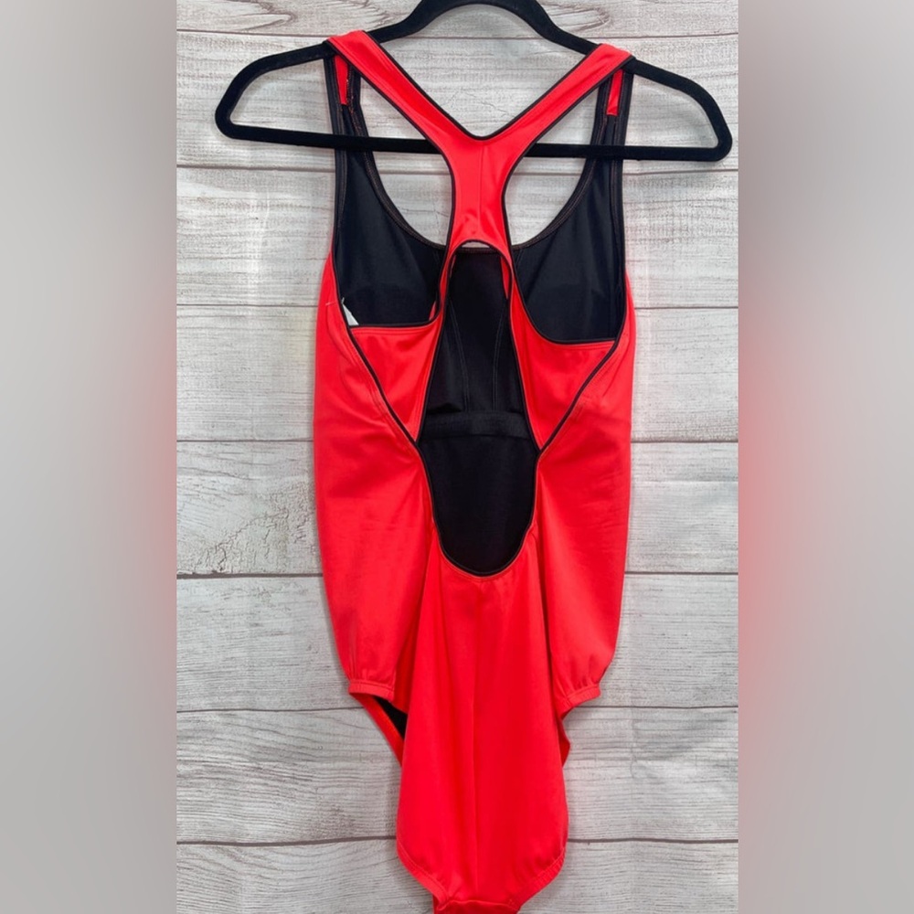 Nike Standard Solid Powerback One Piece Swimsuit … - image 4